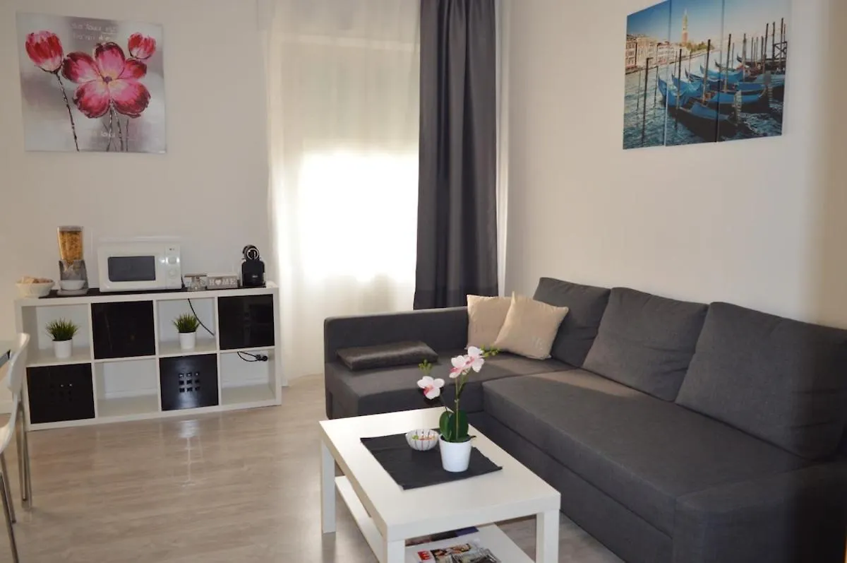 Zara Venice Apartment Free Parking