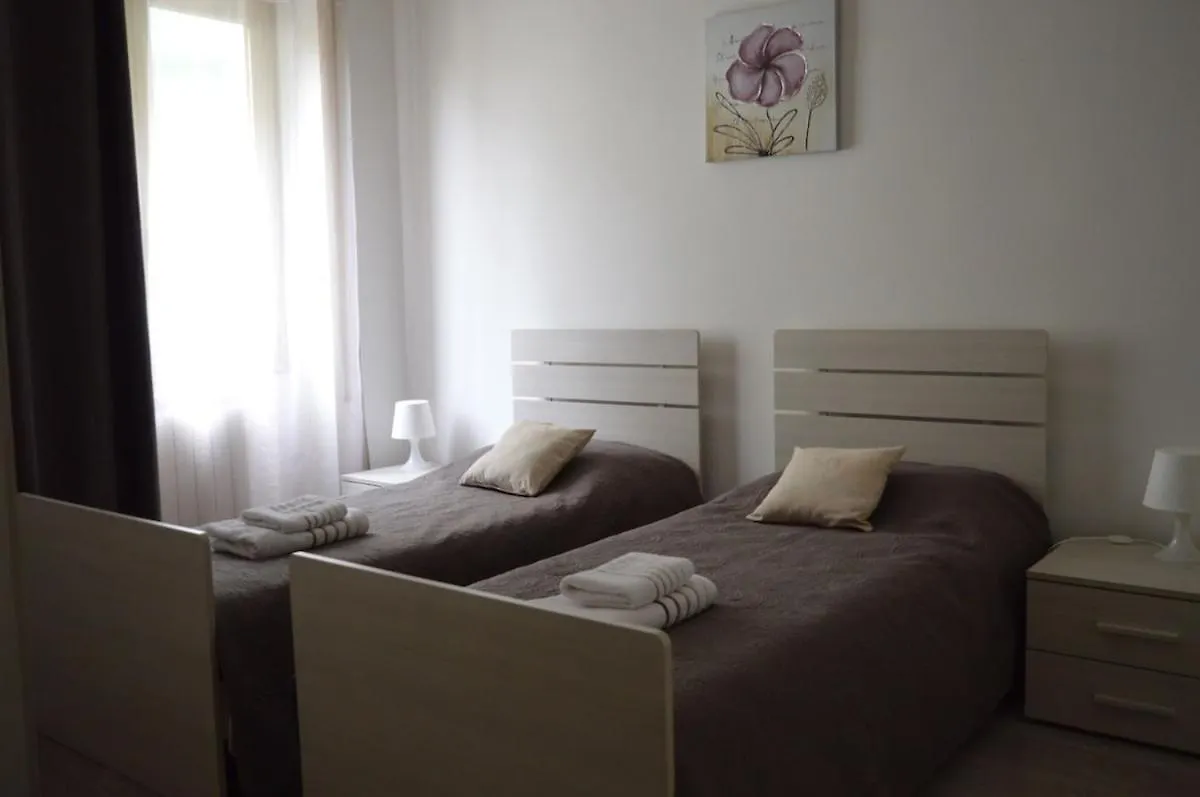 Zara Venice Apartment Free Parking