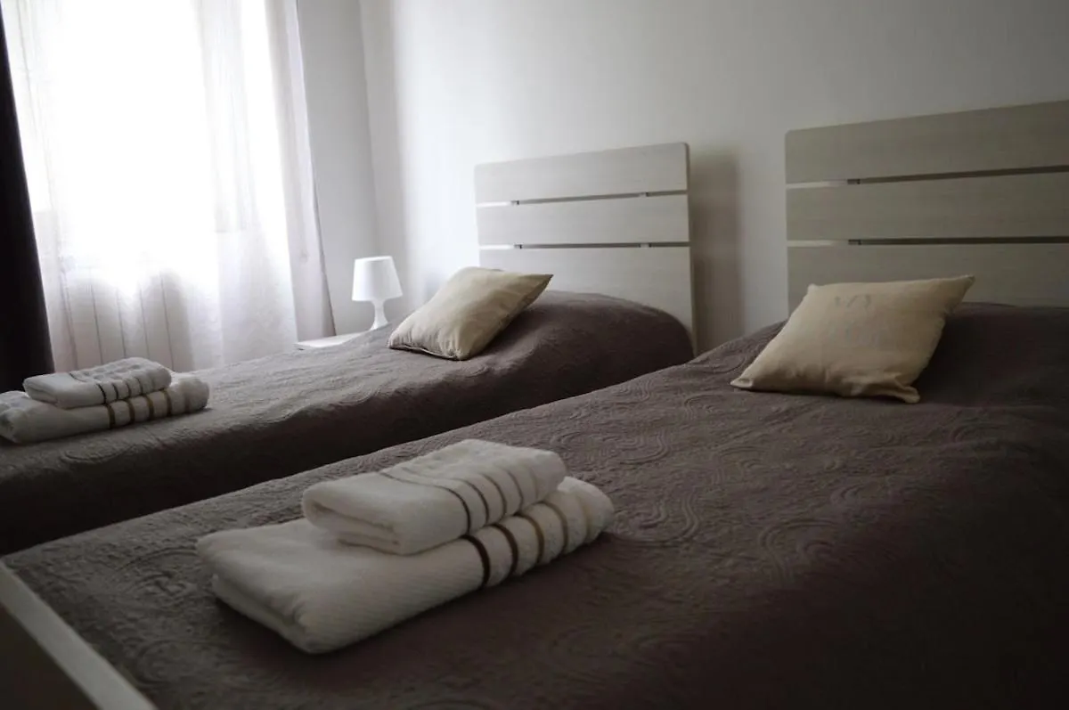 Zara Venice Apartment Free Parking 0*,  איטליה